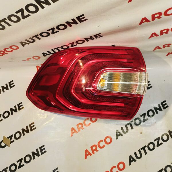 LIGHTING TAIL LIGHT ENDEAVOUR 18 RIGHT LED FORD EB3Z13404C
