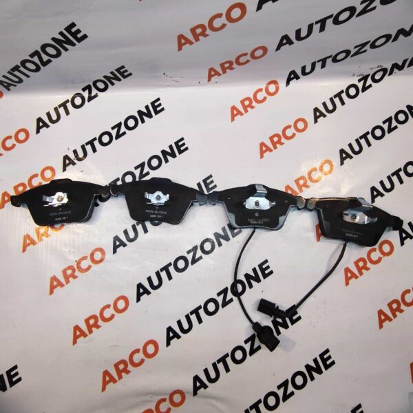 FRONT BRAKE PAD AUDI A6 4G2 C7 ROU
