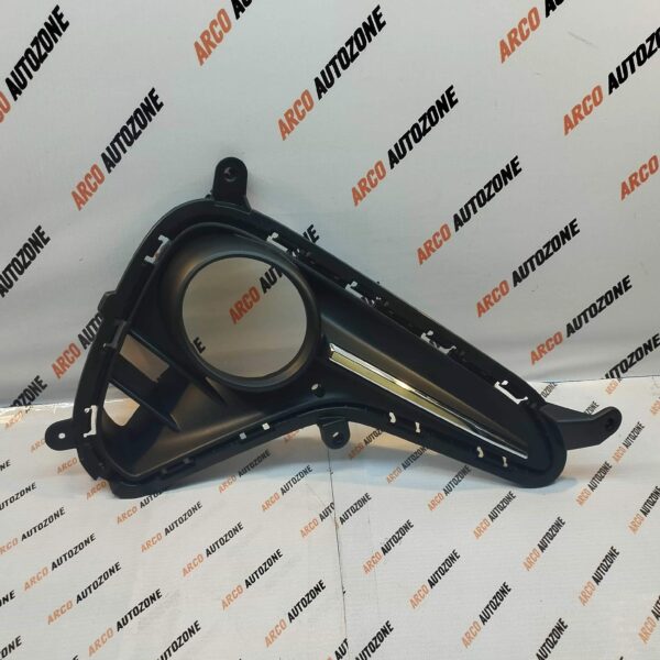 FOG LAMP COVER GRAND T2 LEFT HOLE CHR HYU 86527B4510
