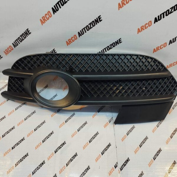 FOG LAMP COVER Q3 LEFT T1 12 TO 14 8U0807681A