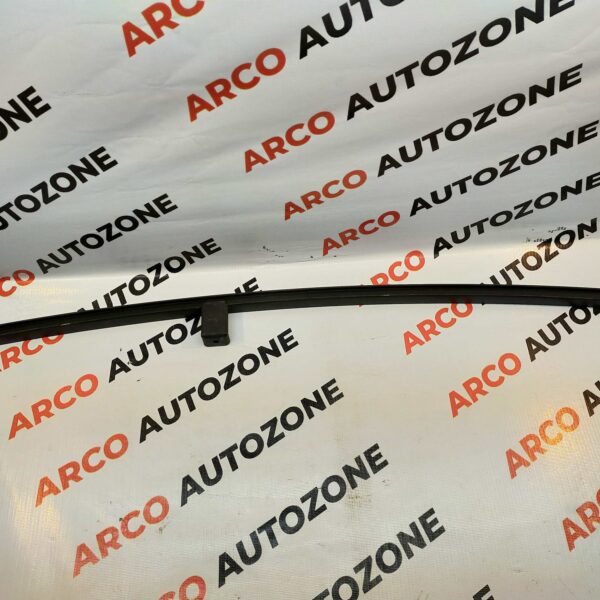 REAR GLASS CHANNEL NALI SANTRO 1999 TO 2014 HYU 835100500