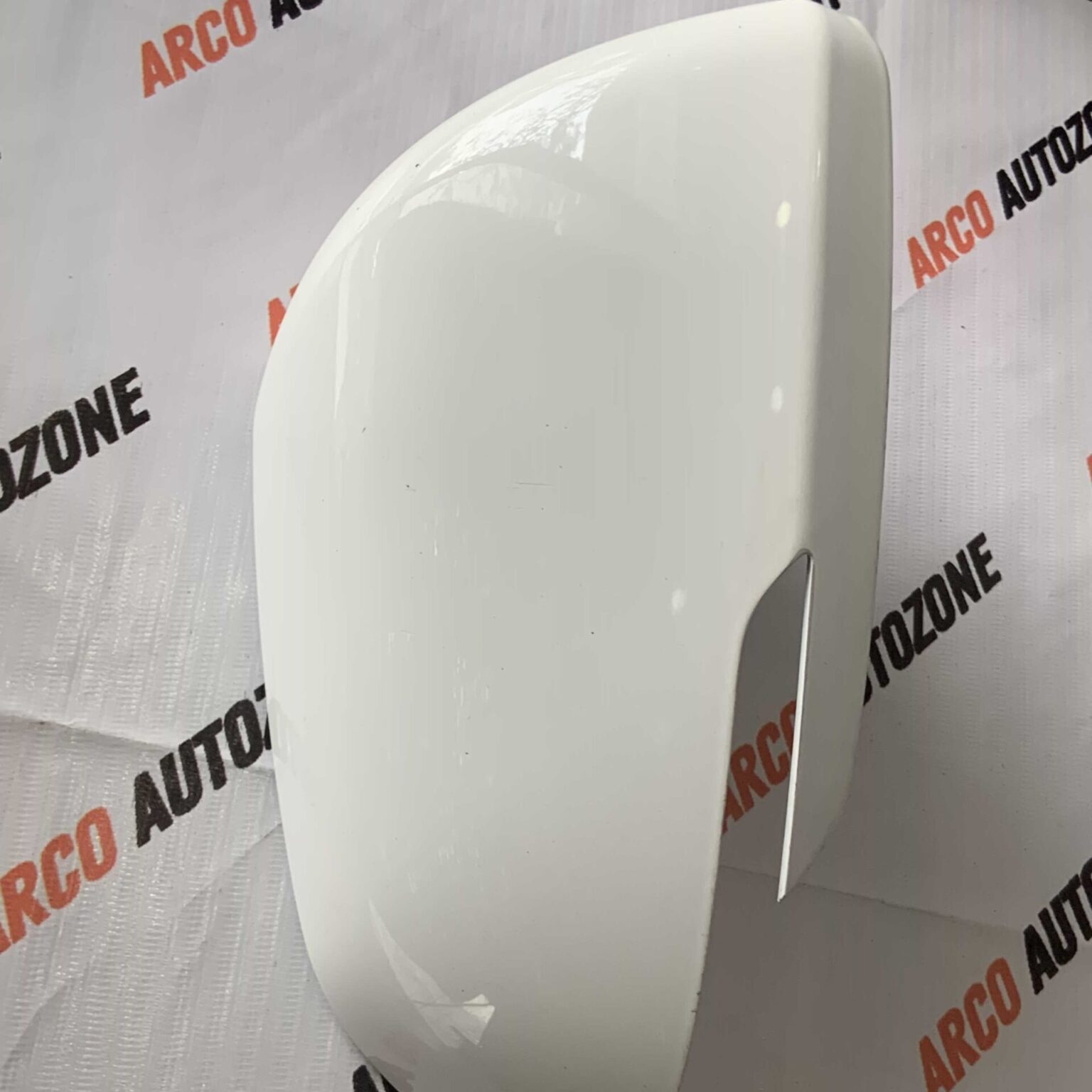 SIDE GLASS COVER CARENS RH WT IND