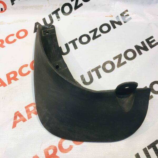 MUD FLAP I20 T1 REAR LEFT HYU 868431J000