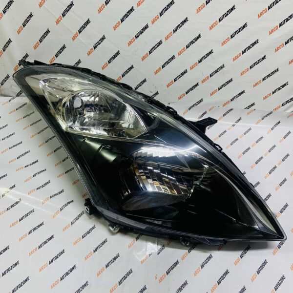 LIGHTING HEAD LIGHT SWIFT 16 BLACK RIGHT LUM 131HLABMR