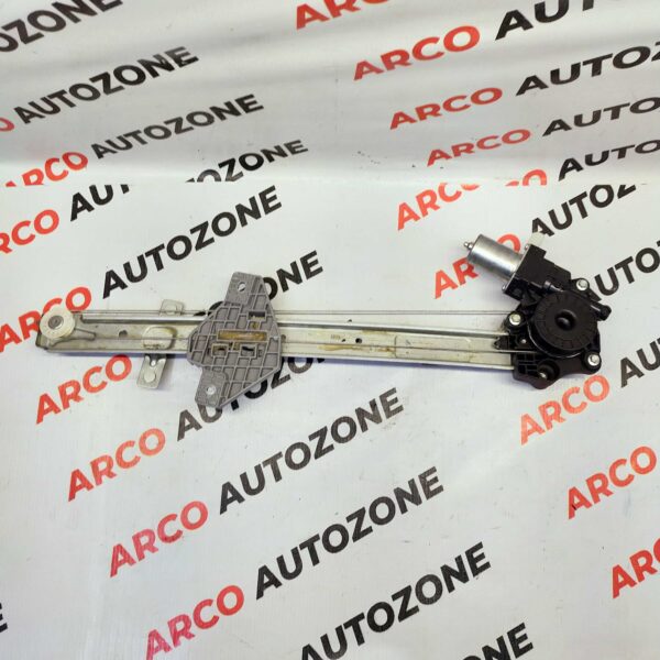 GLASS MACHINE BREZZA REAR RIGHT MGP 83501M82P10