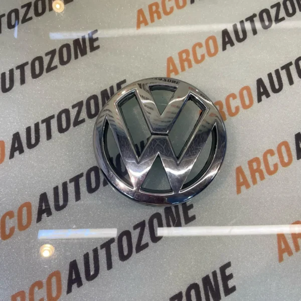 FRONT GRILL LOGO POLO VENTO T1 IMP 6R0853600A