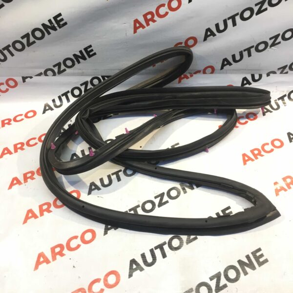 DOOR RUBBER ALTO REAR LEFT MGP 84671M77G00