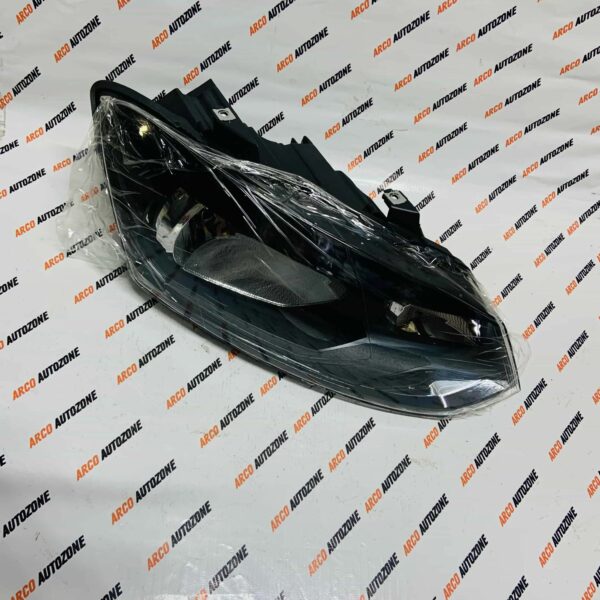 LIGHTING HEAD LIGHT POLO VENTO BLACK RIGHT MINDA HL5593A