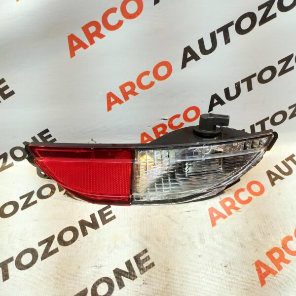 REAR BUMPER REFLECTOR PUNTO LEFT T1