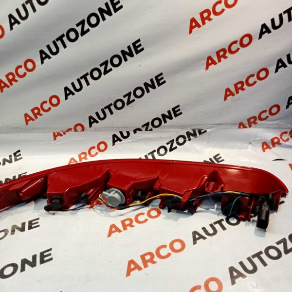 REAR BUMPER REFLECTOR Q5 LEFT IMP 8RD945095