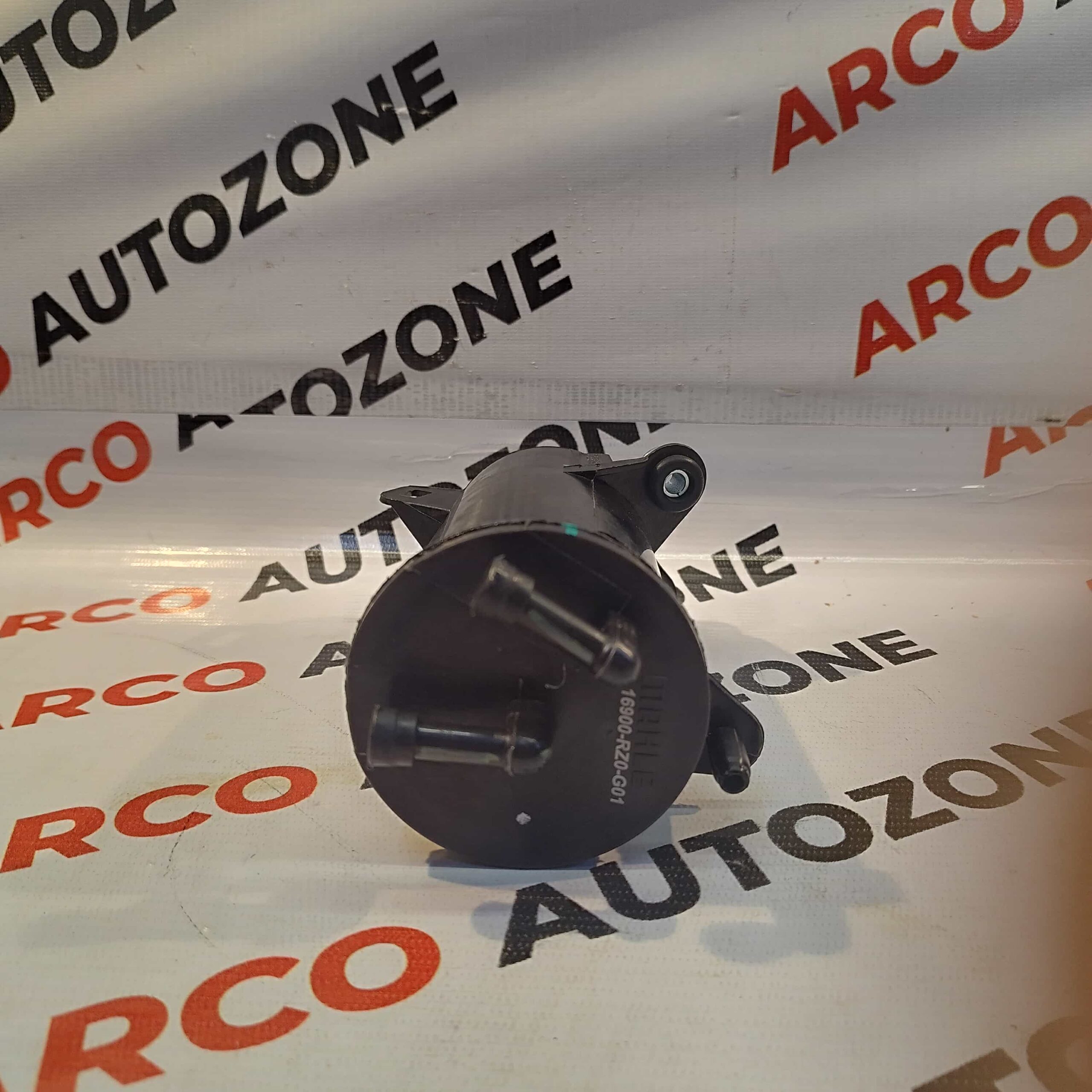 1360058
