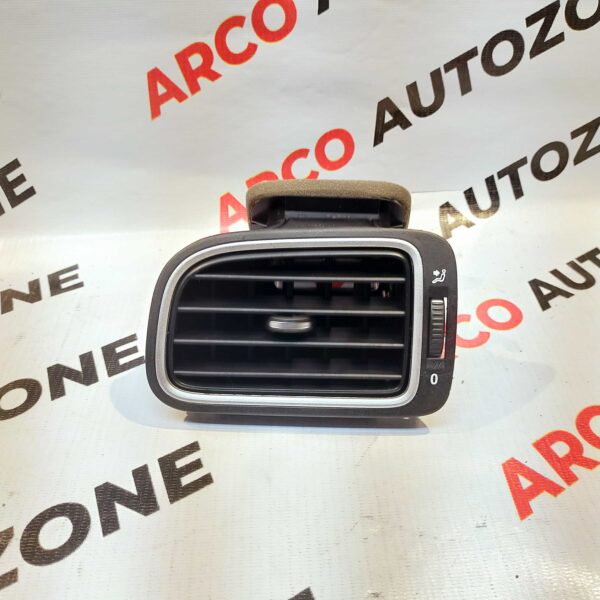 AC VENT POLO VENTO RAPID SILVER LEFT 6R0819703