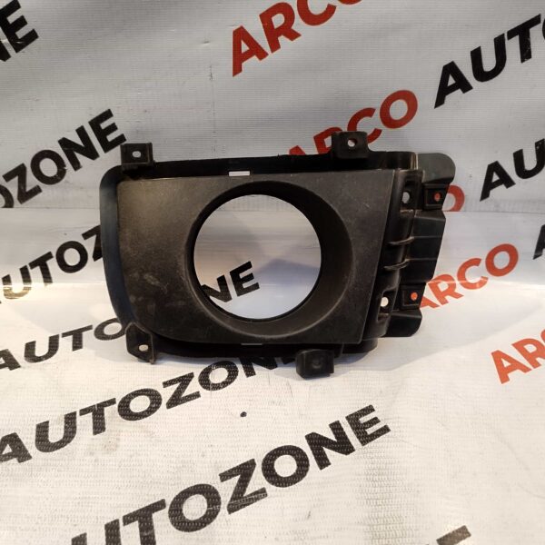 FOG LAMP COVER SANTRO XING LEFT HOLE HYU