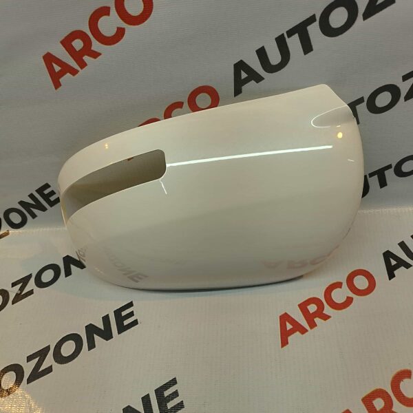SIDE MIRROR COVER MITSUBISHU OUTLANDER WITH IND LEFT