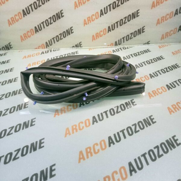 DOOR RUBBER EON REAR LEFT HYU 831304N000