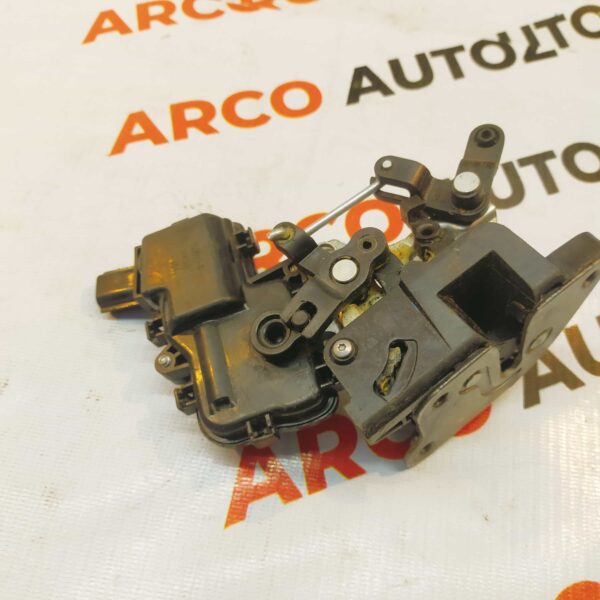 DOOR LATCH KWID REAR RIGHT RENAULT 825004300R