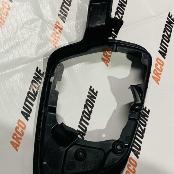 SIDE MIRROR RING VENUE LEFT