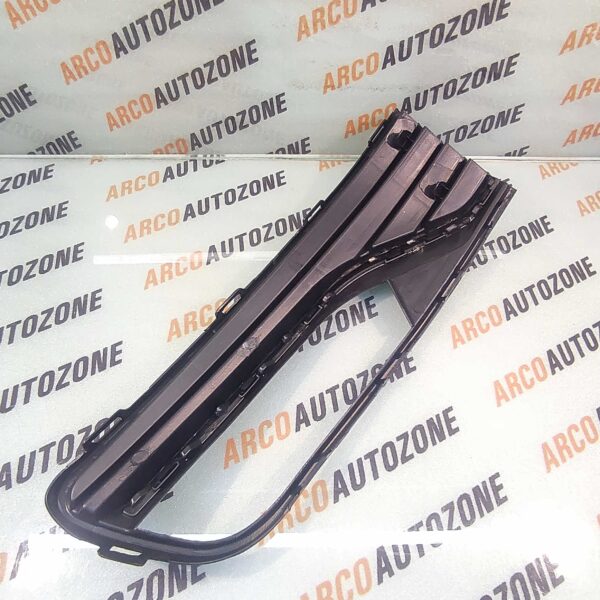 FOG LAMP COVER POLO T2 RIGHT BLACK HOLE