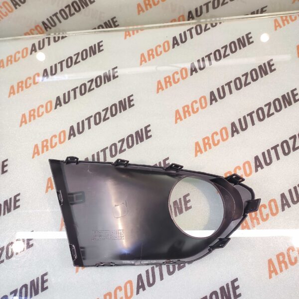 FOG LAMP COVER BALENO 15 HOLE LEFT MGP 71761M68P10