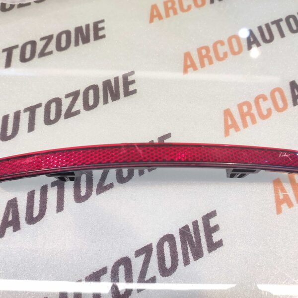 REAR BUMP REFLECTOR VENTO T2 LEFT HIG VW 6RF945105