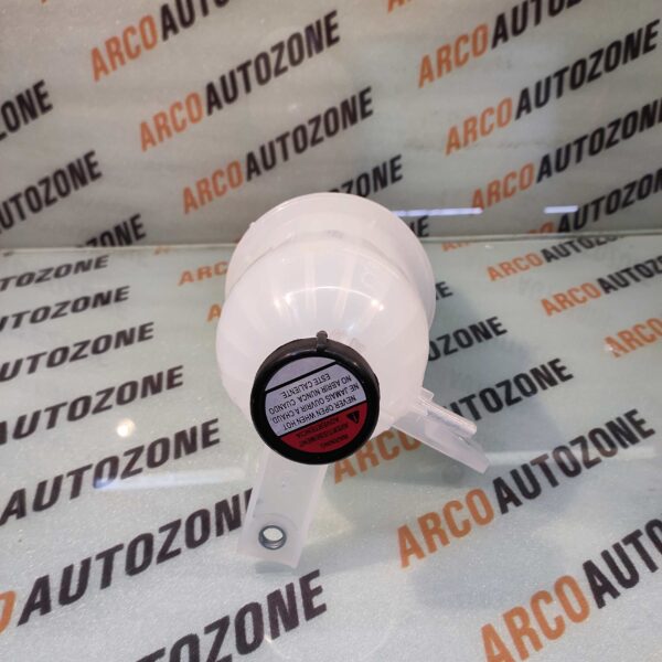COOLANT BOTTLE INNOVA FORTUNER ACC TYD001154WC