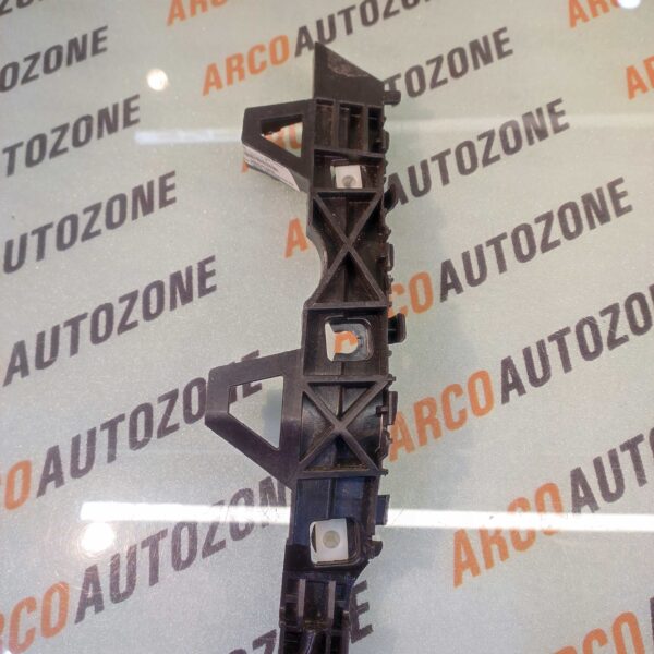 REAR BUMPER BRACKET VENUE RIGHT HYU 86652K3000