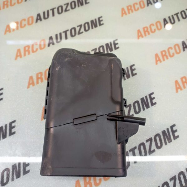 AIR INTEK HOSE BONNET LOCK RIGHT SIDE BMW F10 F30 5 SERIES USED BMW 13717577471
