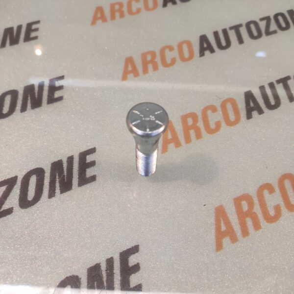 WHEEL STUD TAVERA DMAX VCROSS IND 8979445641