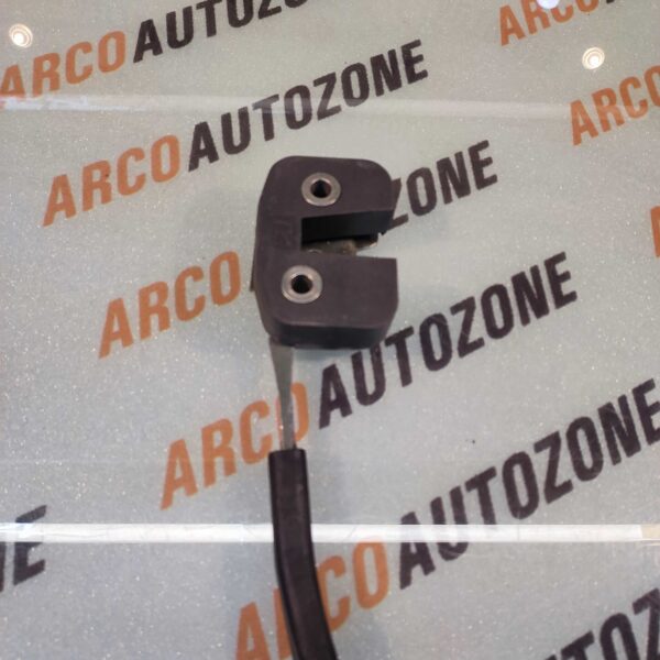 REAR SEAT LOCK SAFARI DICOR INDIGO RH OAE 705R