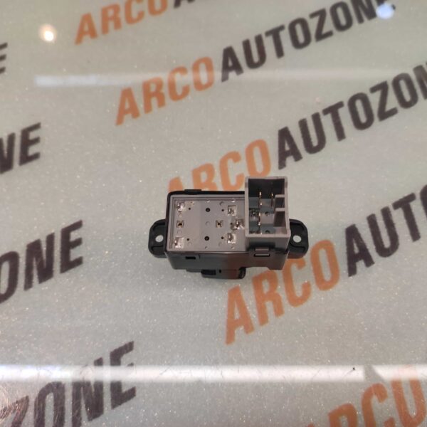 POWER WINDOW SWITCH SINGLE ELITE 7 PIN