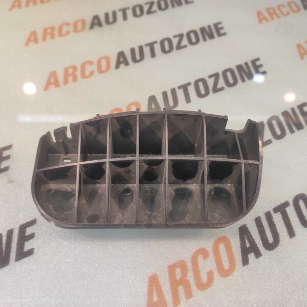 REAR BUMPER BRACKET ERTGA T1 LEFT 71824M60M00