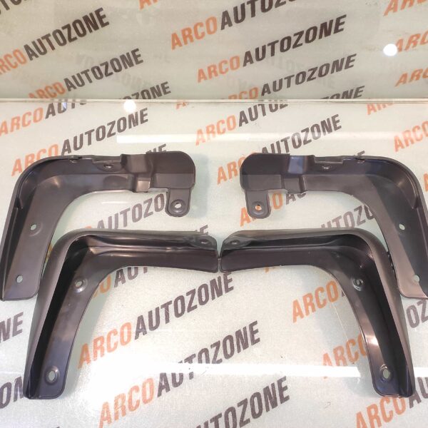 MUD FLAP NIOS ACC HY018117