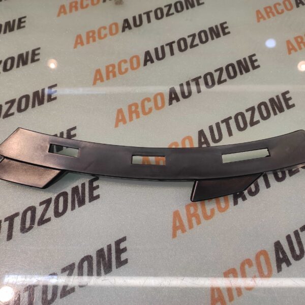 HL BRACKET VERNA 12 RIGHT HYU 865841V000