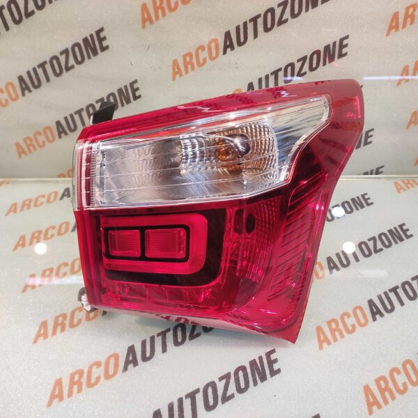 LIGHTING TAIL LIGHT XCENT T2 RIGHT HYU 92402B4700