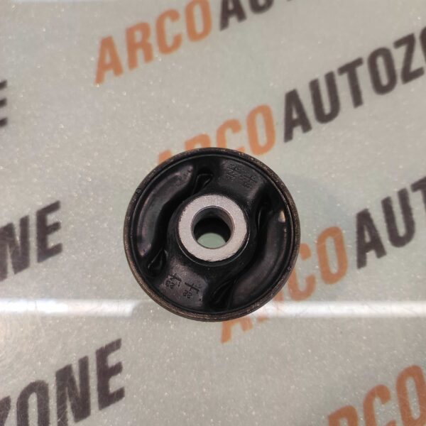 DEAD AXEL BUSH SANTRO EON HYU 551604N000