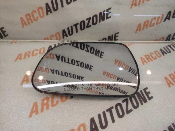 SUB MIRROR PLATE INNOVA FORTUNER 2ND GEN WITH INDICATOR TYT 879610K170