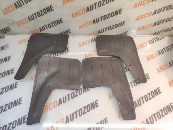 MUD FLAP ZEN ESTILO RUBBER SET