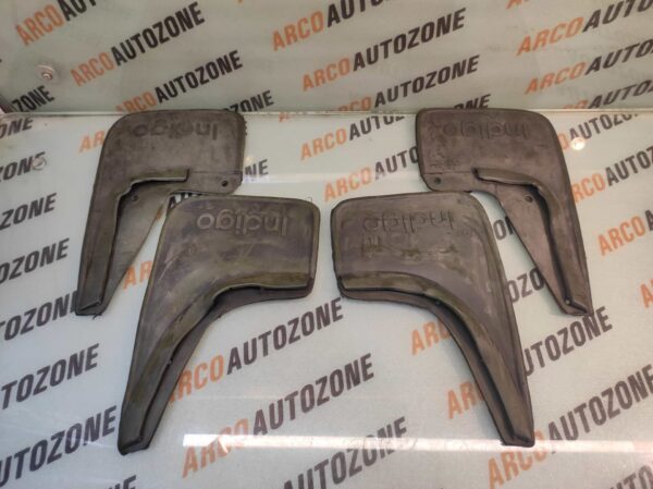 MUD FLAP INDIGO RUBBER SET