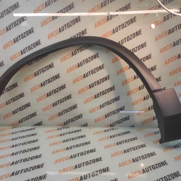 CLADDING FENDER LEFT HARRIER 2ND GEN TATA 546588100105C7
