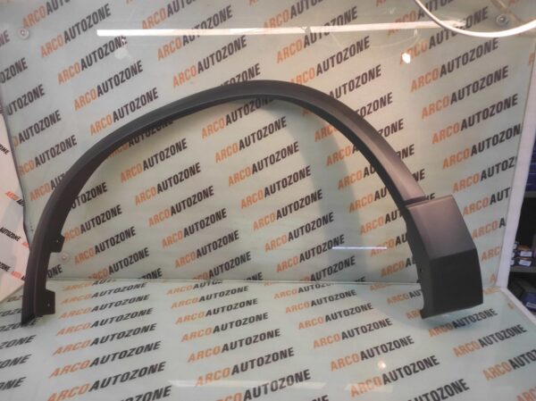 CLADDING FENDER LEFT HARRIER 2ND GEN TATA 546588100105C7