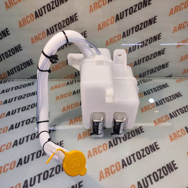 WIPER BOTTLE HARRIER T1 WITH MOTOR DBL HOLE TATA 541282400103