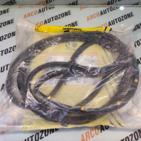 DOOR RUBBER INNOVA FRONT LEFT F610240022